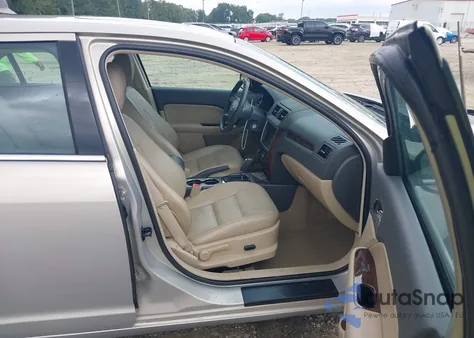 2010 Ford Fusion Sel from USA, damaged, VIN 3FAHP0JG1AR300017